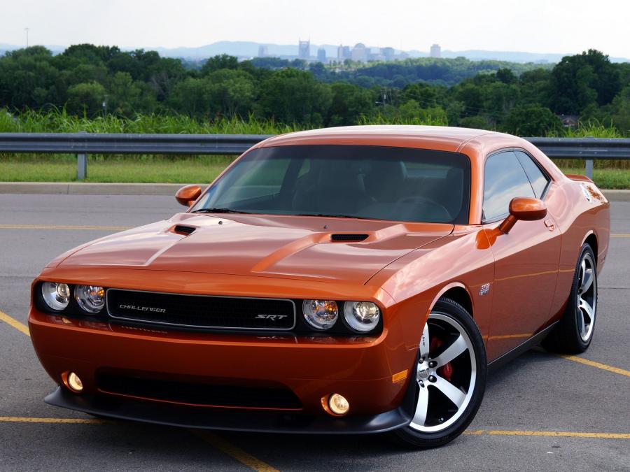  Dodge Challenger SRT8 392 2010 года  (фото 1 из 25)
